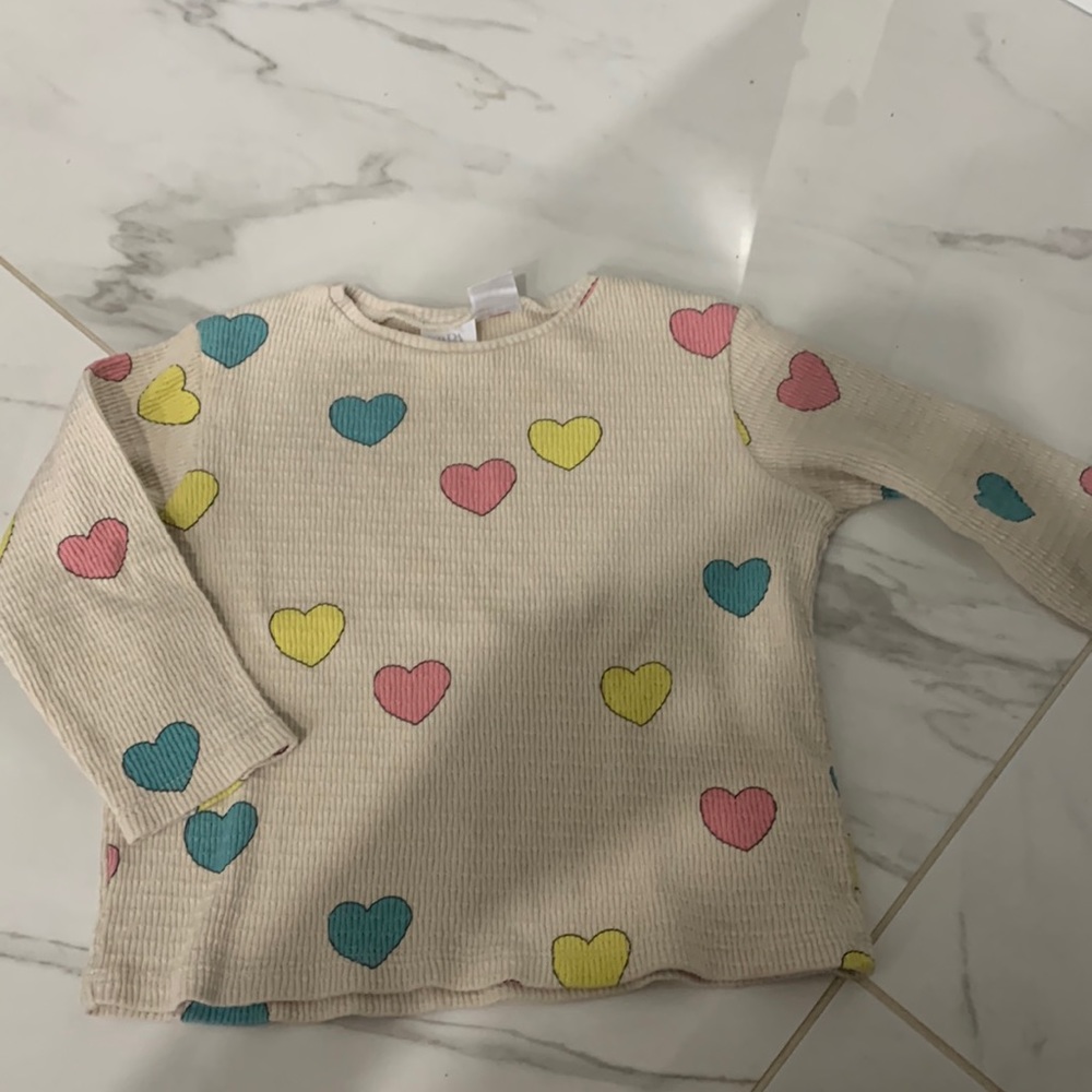 Zara girls waffle knit heart t shirt, size 2-3
